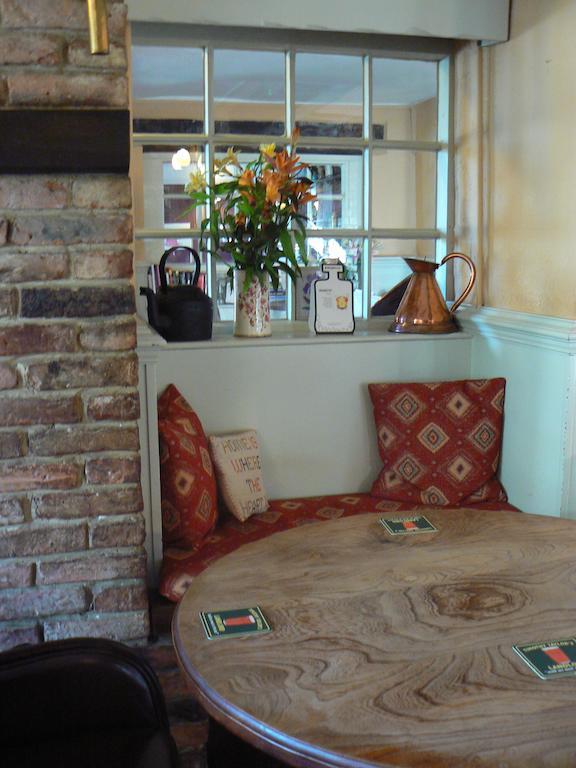 The Bay Horse Inn Green Hammerton ภายนอก รูปภาพ